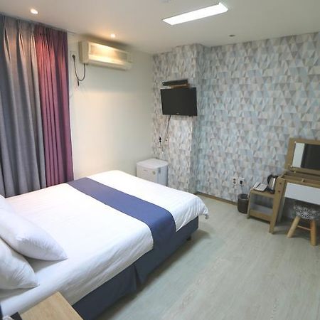 Must Stay Hotel Myeongdong Seoul Ngoại thất bức ảnh