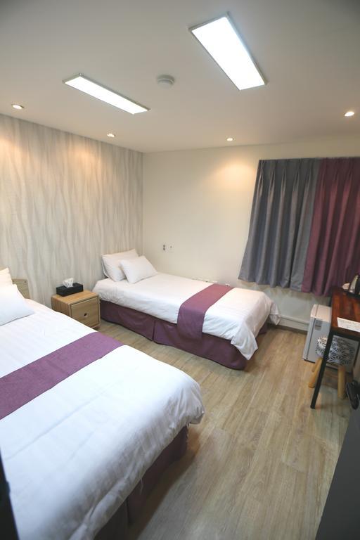 Must Stay Hotel Myeongdong Seoul Ngoại thất bức ảnh