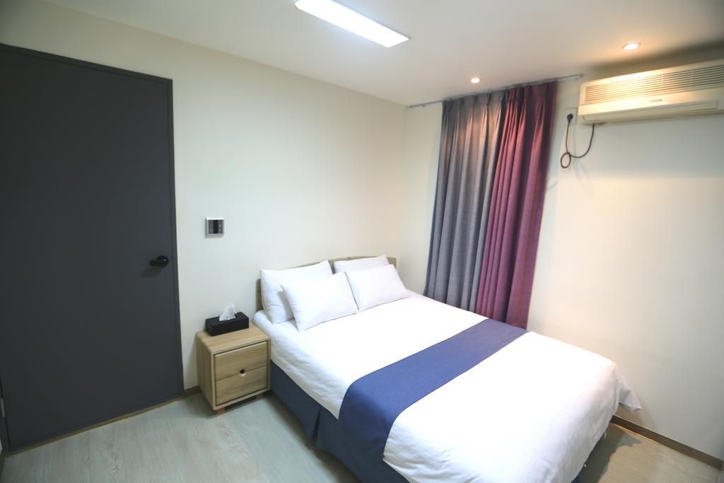 Must Stay Hotel Myeongdong Seoul Ngoại thất bức ảnh